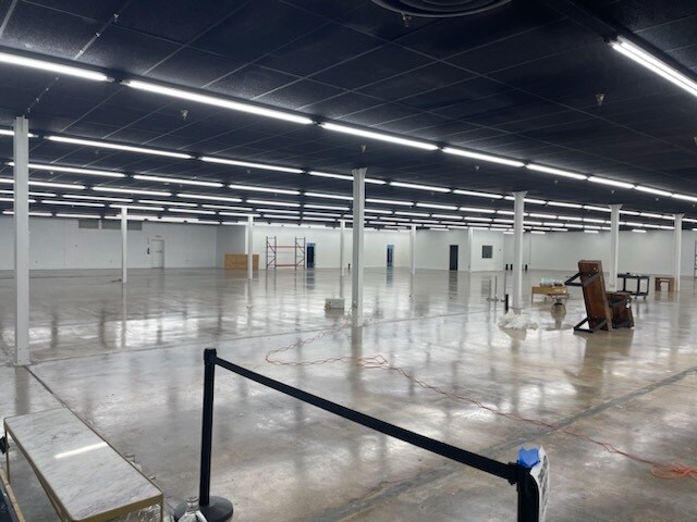 More Photos Of 4130 Government Blvd, Mobile General Retail For Lease