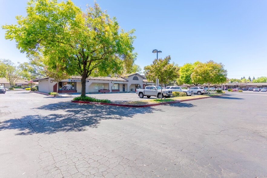 More Photos Of 9665-9675 Elk Grove Florin Rd, Elk Grove Unknown For Lease