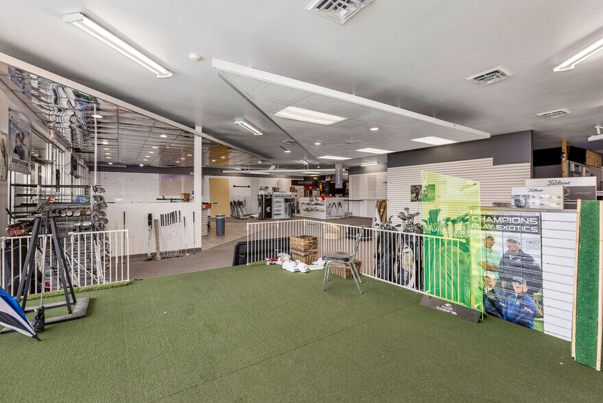 More Photos Of 2235 Bauer Rd, Batavia Unknown For Lease