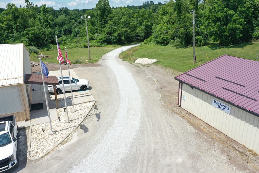 More Photos Of 797 Cool Spring Rd, Mingo Junction Office For Lease