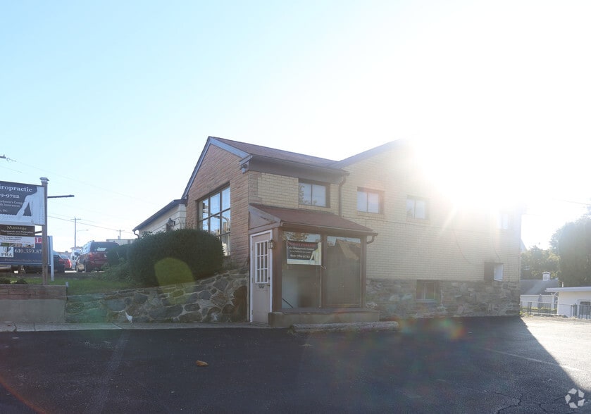 More Photos Of 4610 State Rd, Drexel Hill Office For Sale