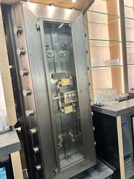 More Photos Of 221 W Webster Ave, Muskegon Coworking Space