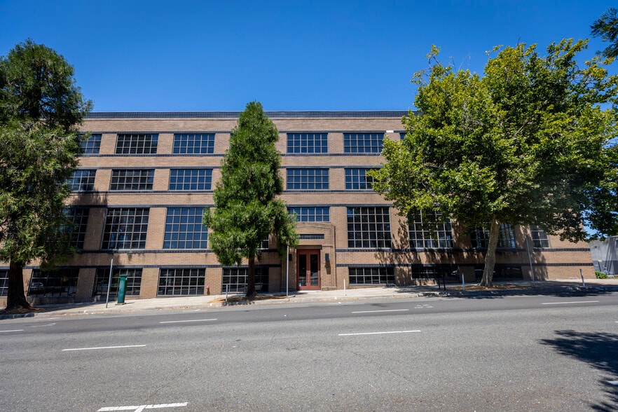 More Photos Of 1800 3rd St, Sacramento Loft Creative Space For Lease