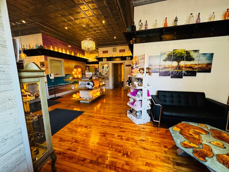 More Photos Of 1372 Main St, Palmer Freestanding For Lease