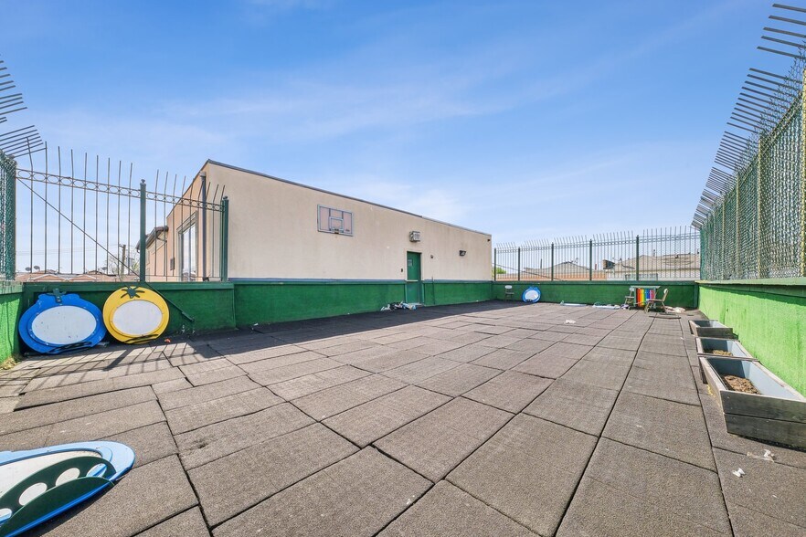 More Photos Of 351 Sand Ln, Staten Island Daycare Center For Sale