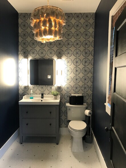 More Photos Of 729 N Bishop Ave, Dallas Office For Lease