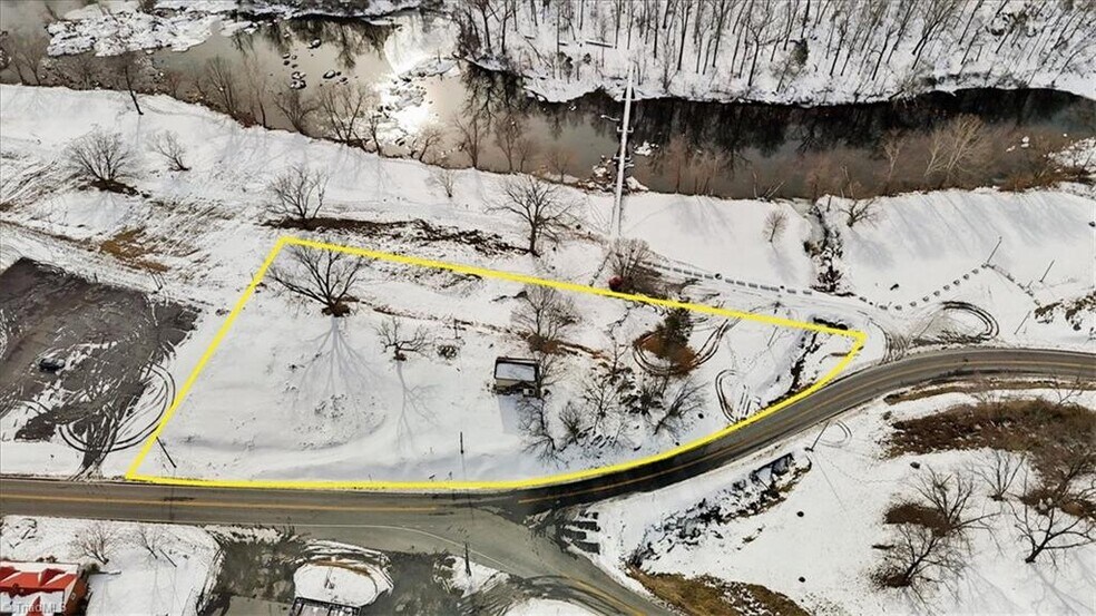 More Photos Of 323 W Main St, Franklinville Land For Sale