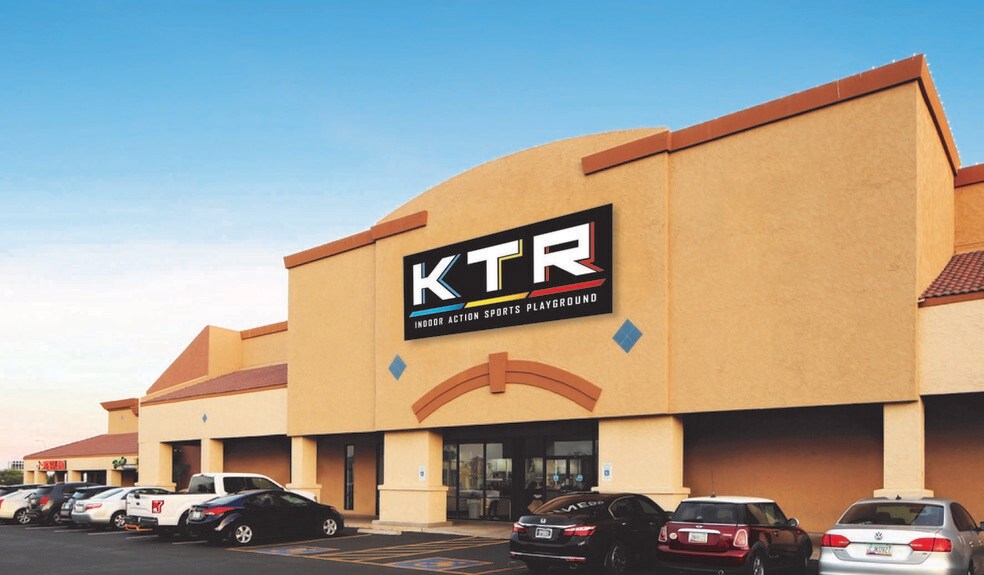 Primary Photo Of S 51st St @ E Elliott Rd, Phoenix Unknown For Lease