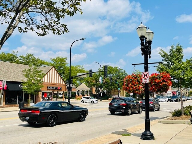 More Photos Of 100-118 W Main St, Barrington Storefront For Sale