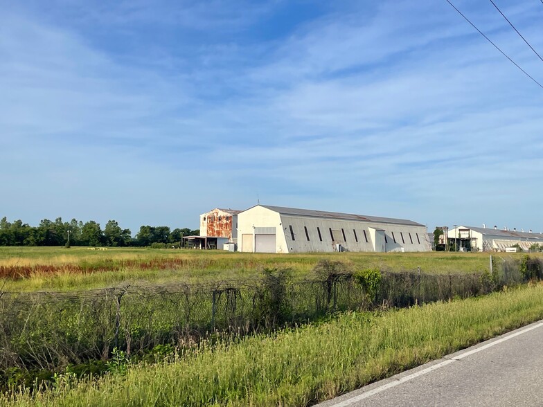 More Photos Of 1001 Rainer Rd, West Memphis Warehouse For Lease