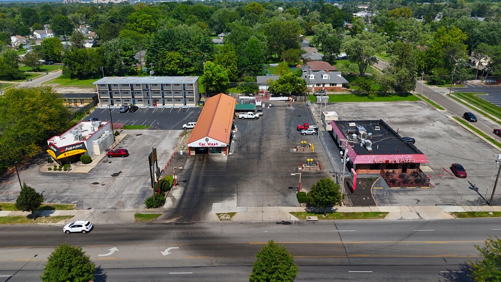 More Photos Of 4450 E Main St, Columbus Carwash For Sale