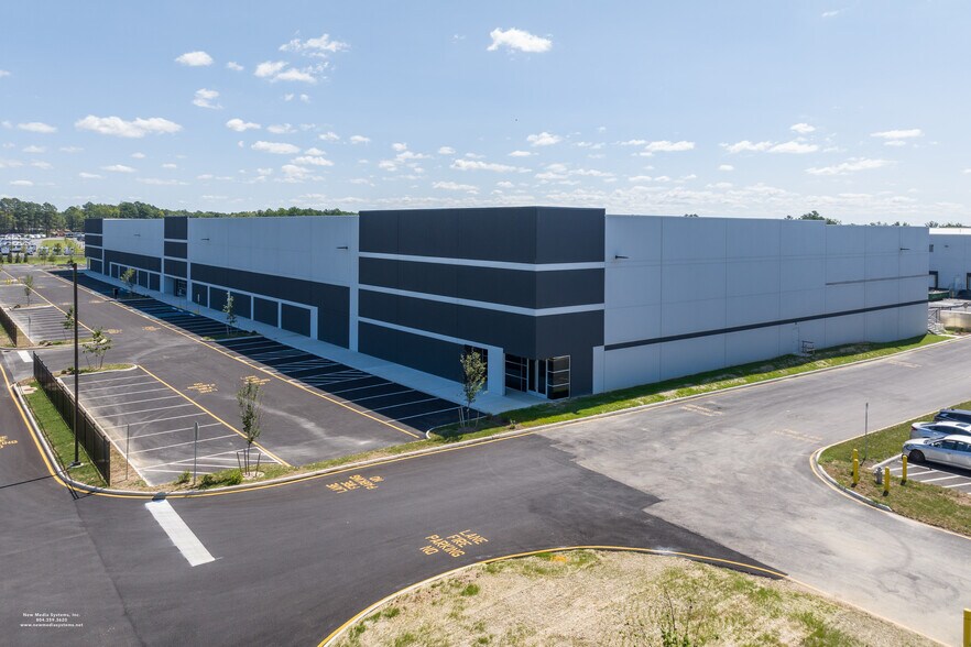 More Photos Of 12075 Harley Club Dr, Ashland Distribution For Lease
