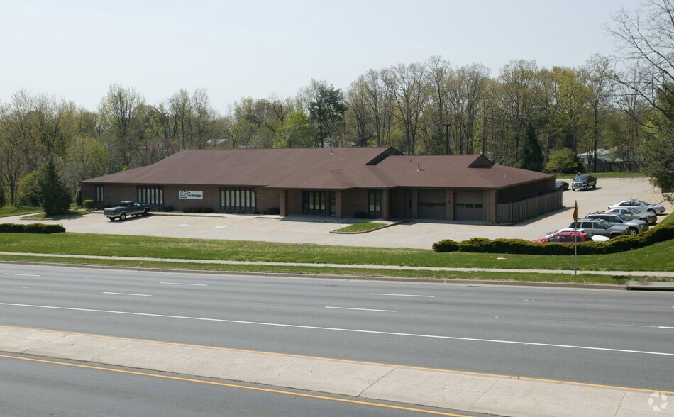 More Photos Of 17286 Dumfries Rd, Dumfries Flex For Sale