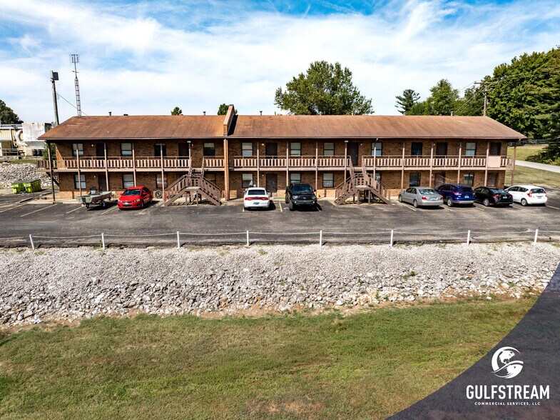 More Photos Of 5704 Old Highway 54, Philpot Apartments For Sale