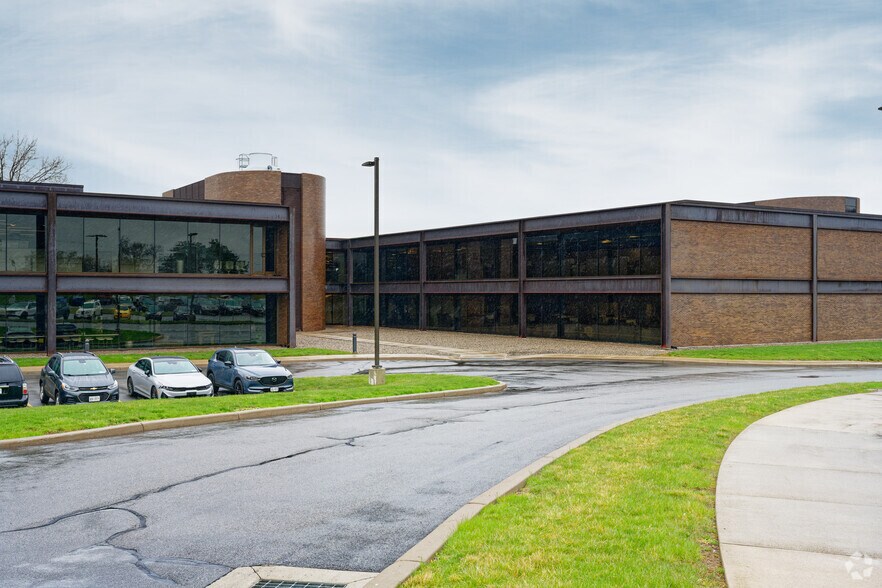 More Photos Of 4545 E River Rd, West Henrietta Office For Lease