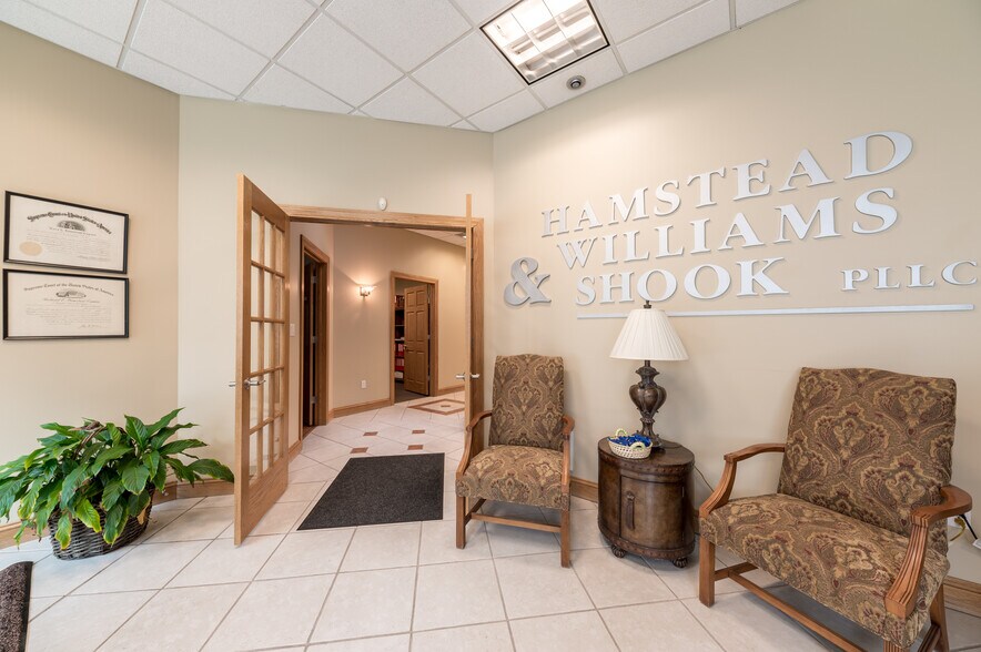More Photos Of 315 High St, Morgantown Office For Sale