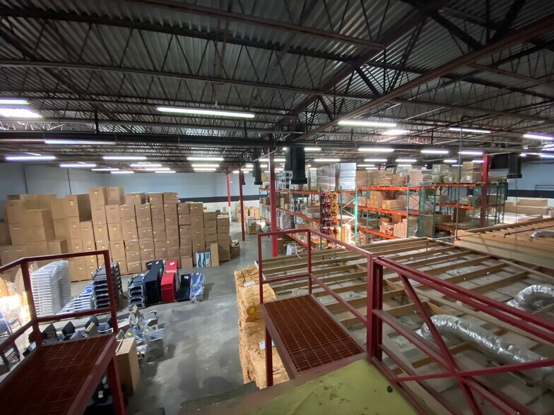 More Photos Of 2201 W Atlantic Blvd, Pompano Beach Showroom For Lease