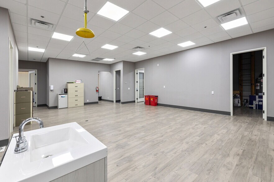 More Photos Of 81715 Doctor Carreon Blvd, Indio Medical For Sale