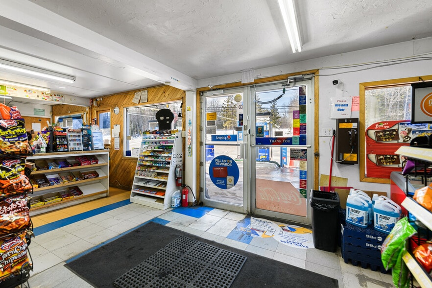 More Photos Of 7 Justin Dr, Coverdale Convenience Store For Sale