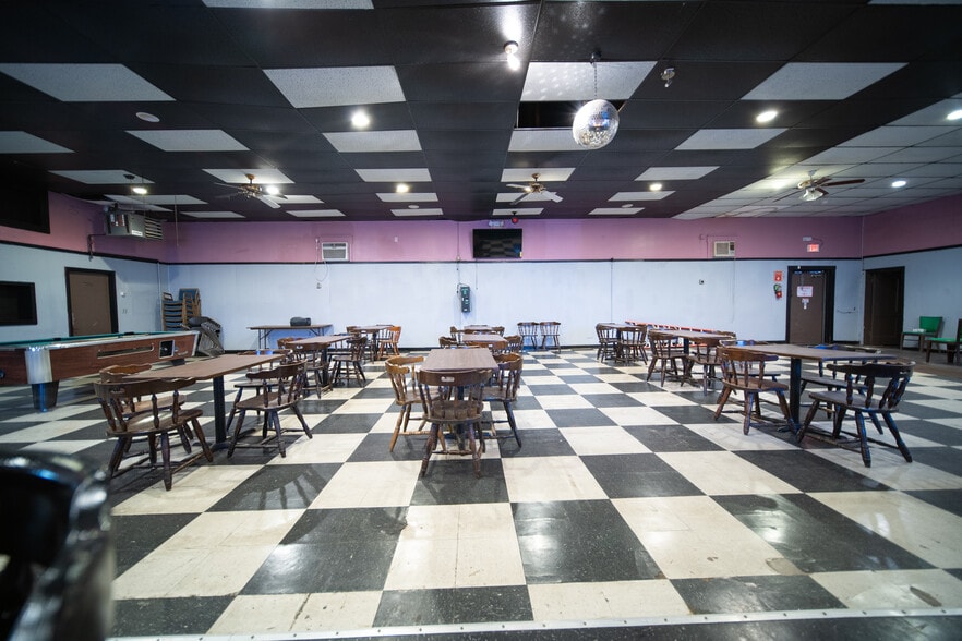 More Photos Of 418 S Front St, New Bedford Warehouse For Sale