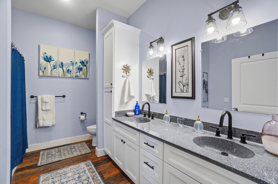 More Photos Of 110 W Main St, Deshler General Retail For Sale