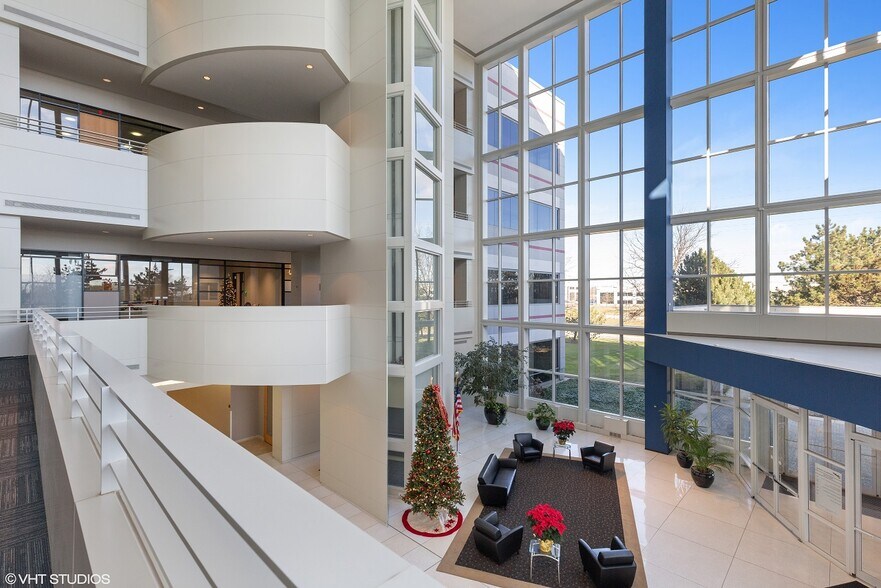 More Photos Of 1707 N Randall Rd, Elgin Office For Lease