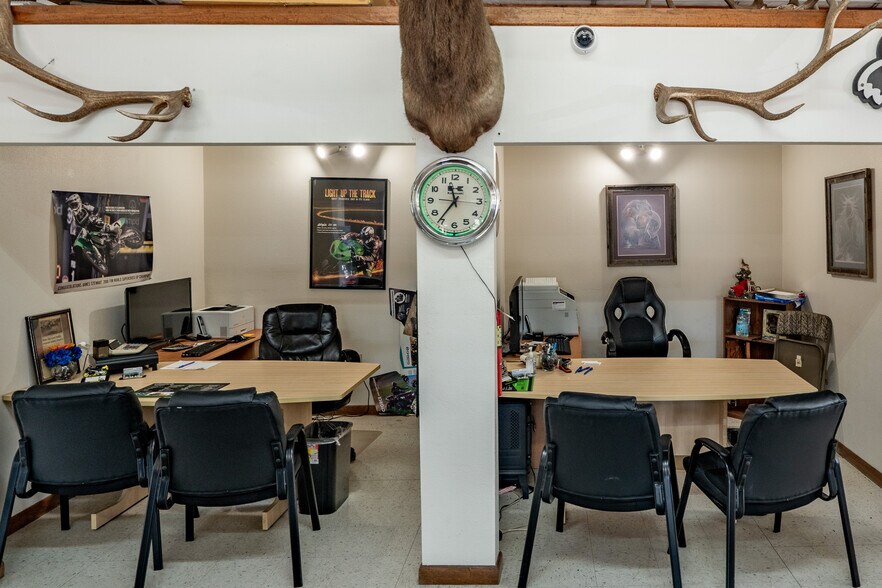 More Photos Of 1190 S 2nd St, Raton General Retail For Sale