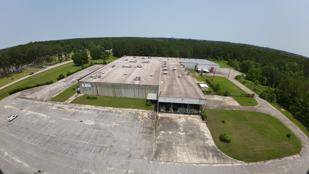 More Photos Of 990 Jefferson Rd, Sumter Manufacturing For Sale