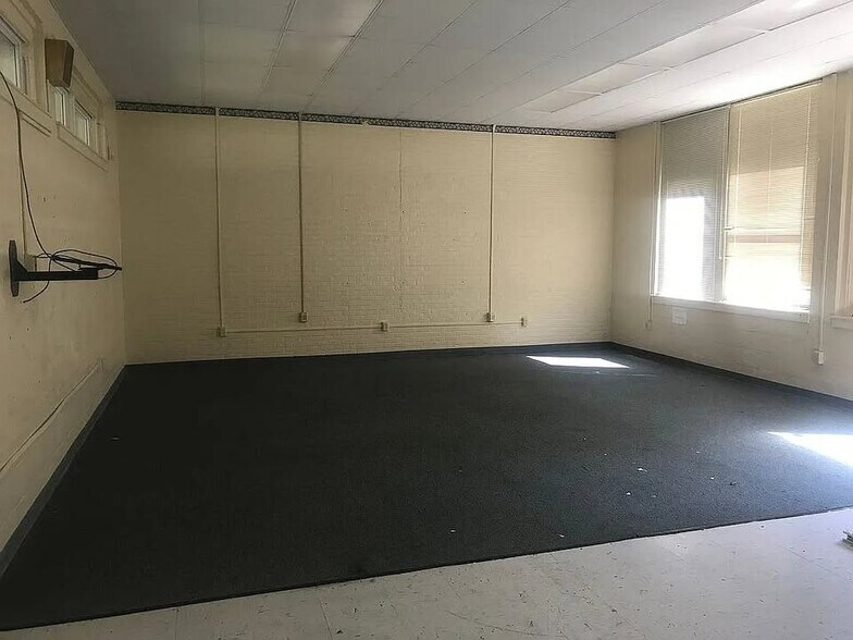 More Photos Of 11550 Munson Hwy, Milton Schools For Sale