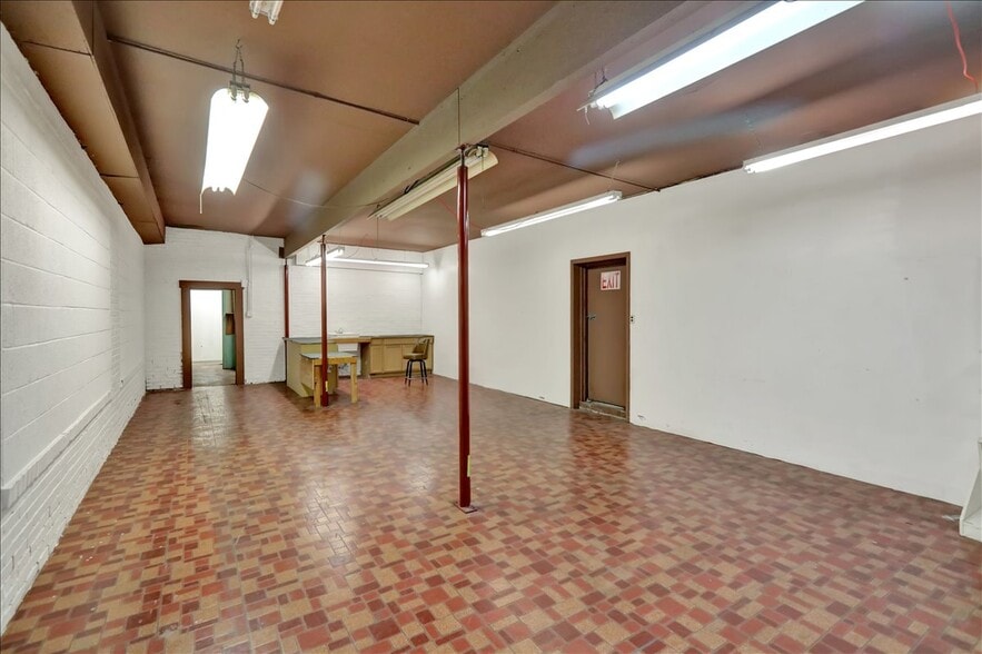 More Photos Of 345 N Main St, Bernville Industrial For Sale