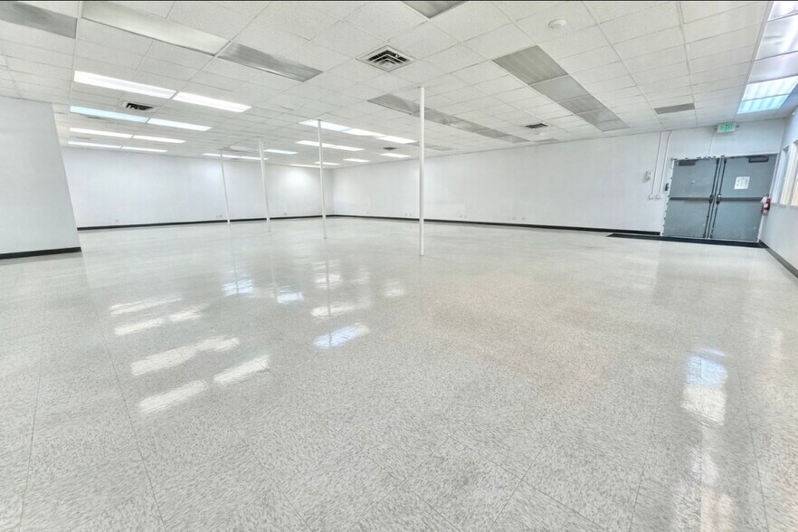 Primary Photo Of 795 San Antonio Rd, Palo Alto Flex For Lease