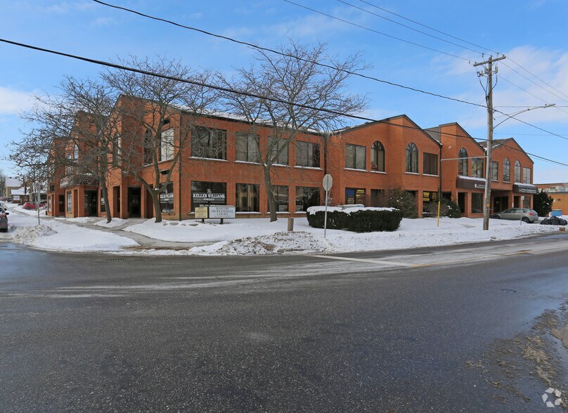 Primary Photo Of 420 Green St, Whitby Medical For Lease
