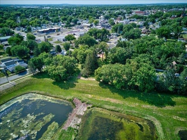 More Photos Of 702 Chestnut Ave, Marshfield Land For Sale