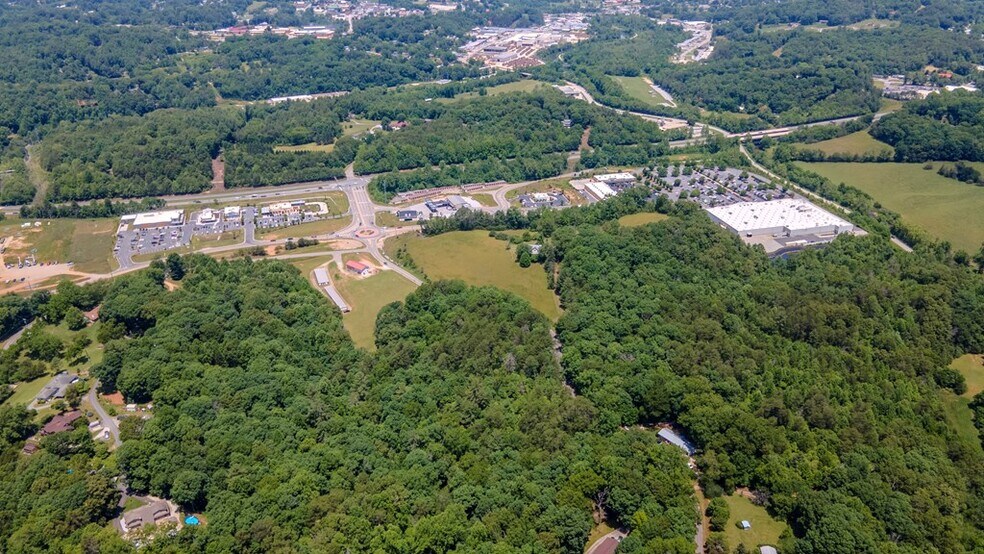 More Photos Of 503 Dowdle Mountain Rd, Franklin Land For Sale
