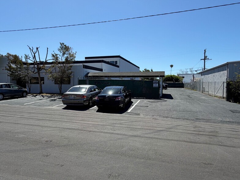 More Photos Of 529 W 4th Ave, Escondido Warehouse For Sale
