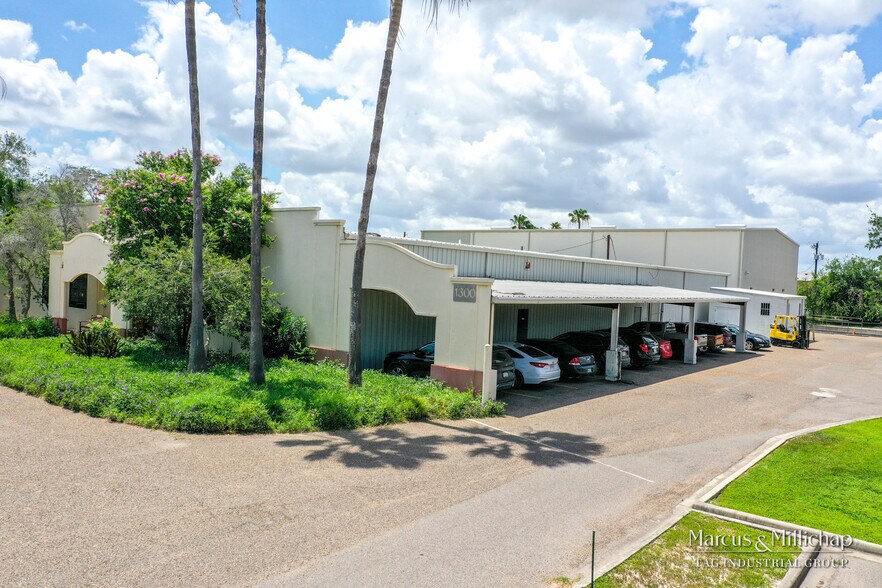 More Photos Of 1300 E Upas Ave, McAllen Service For Sale