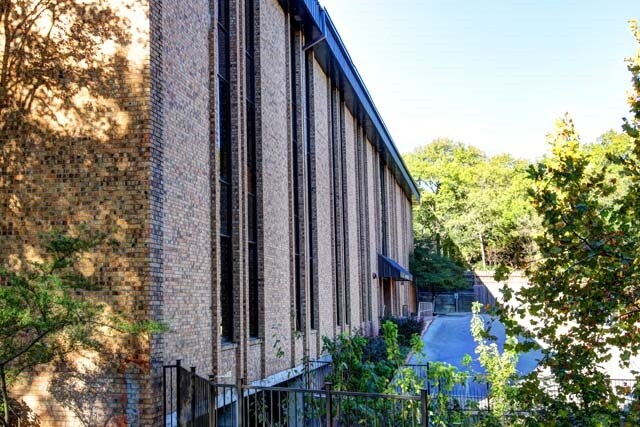 More Photos Of 1524 S Interstate 35 S, Austin Office For Lease