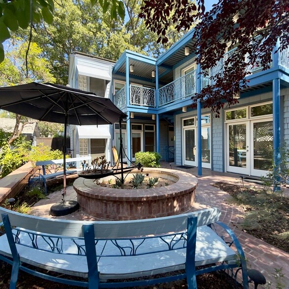 More Photos Of 430 D St, Davis Office For Lease