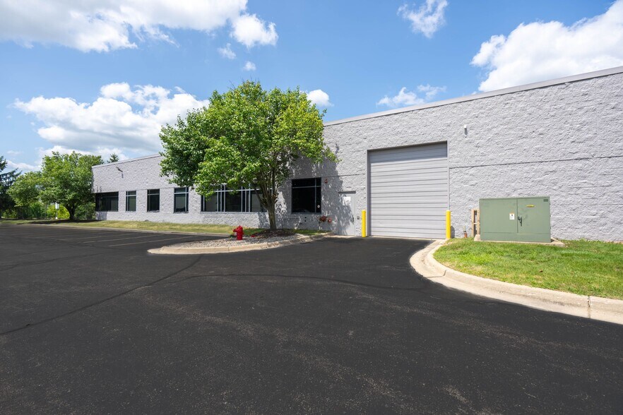 More Photos Of 47828 Halyard Dr, Plymouth Research And Development For Lease