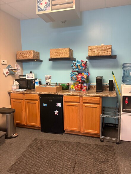 More Photos Of 2055 S Main St, Akron Office For Lease