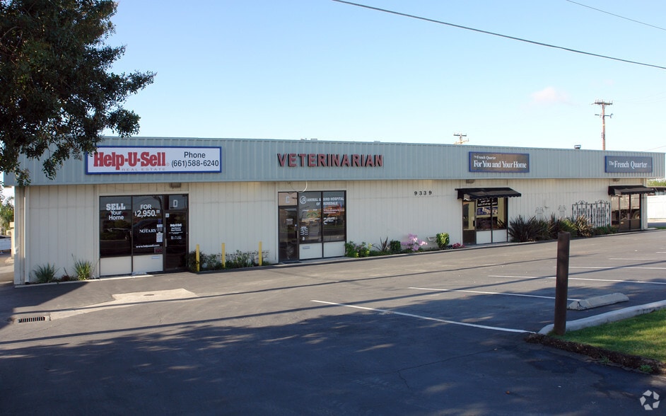 More Photos Of 9339 Rosedale Hwy, Bakersfield General Retail For Lease