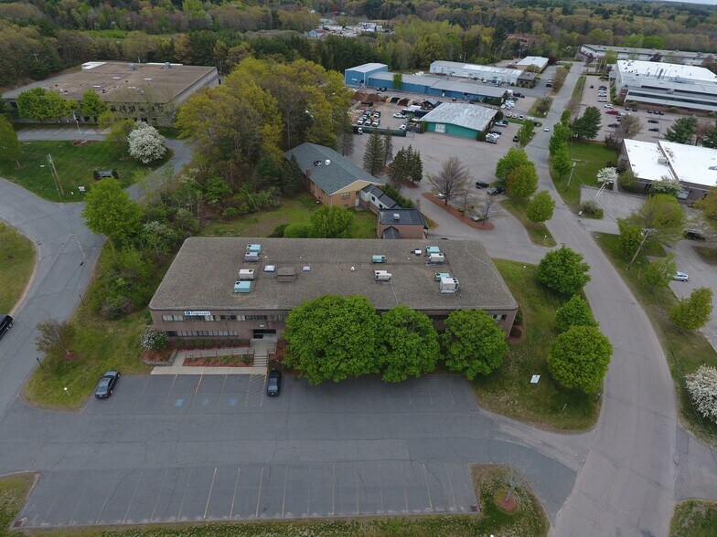 More Photos Of 87-125 Jeffrey Ave, Holliston Light Distribution For Lease