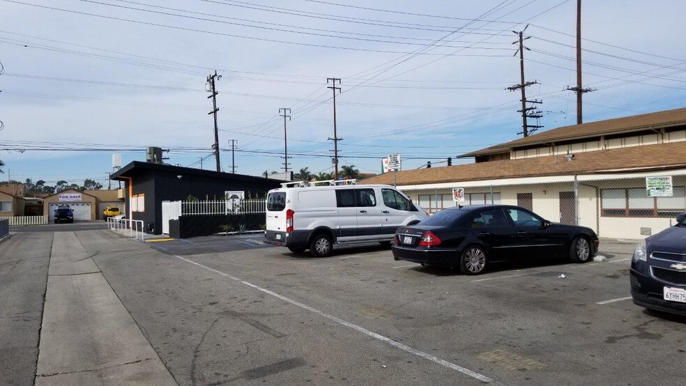 More Photos Of 12022 Inglewood Ave, Hawthorne Medical For Sale
