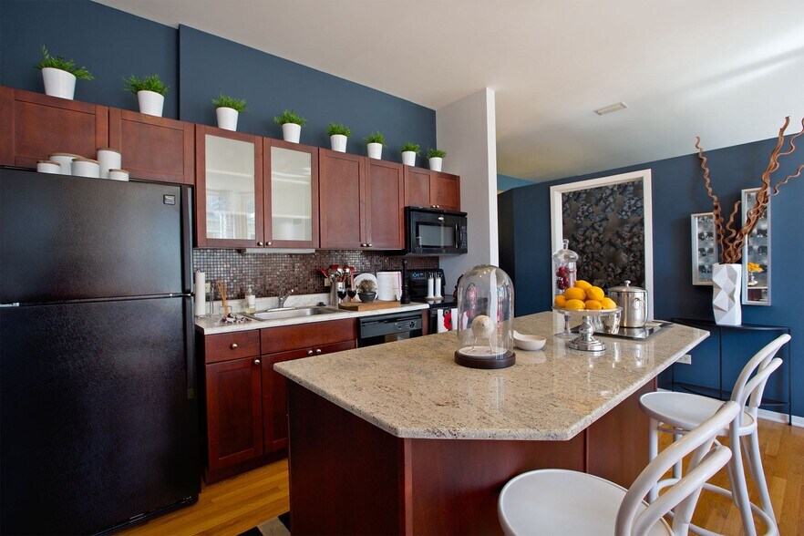 More Photos Of 343 S Dearborn St, Chicago Apartments For Lease