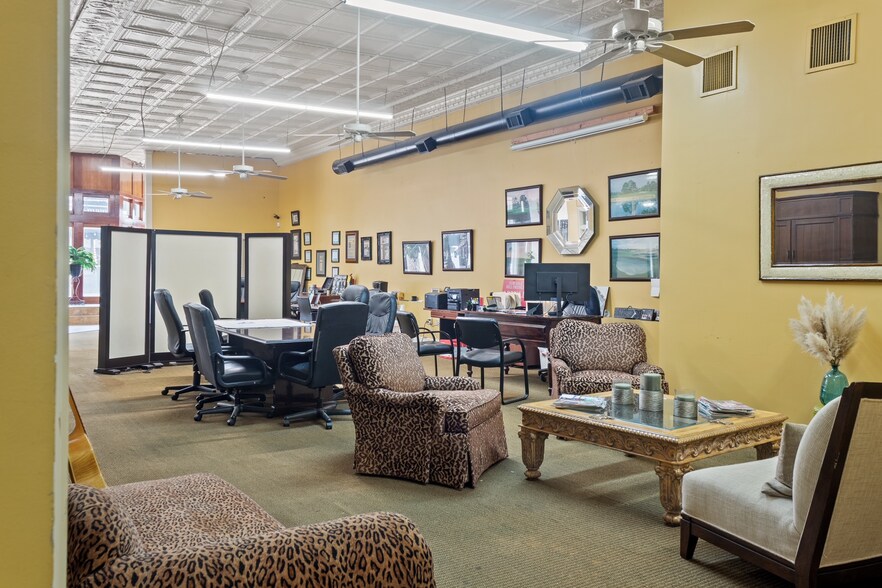 More Photos Of 312 S Main St, Jonesboro Loft Creative Space For Sale