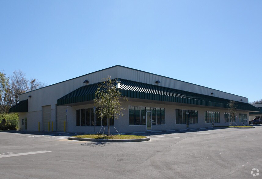 More Photos Of 3239 Old Winter Garden Rd, Orlando Flex For Sale