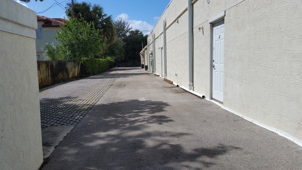 More Photos Of 390 Tequesta Dr, Jupiter Office For Lease