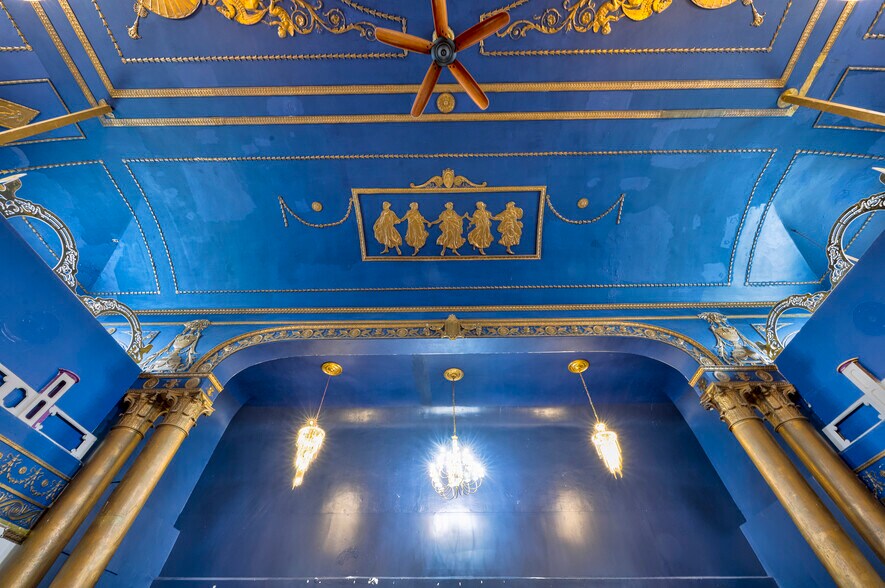 More Photos Of 5670 58th St, Flushing Lodge Meeting Hall For Sale