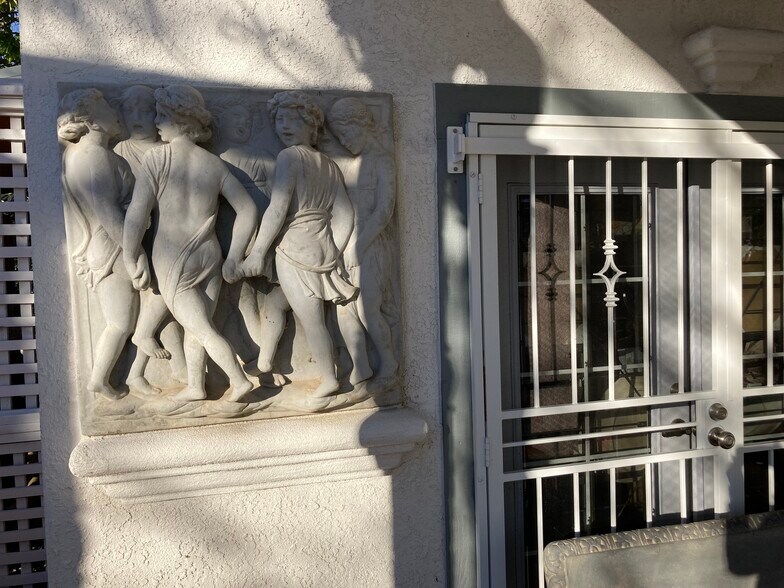 More Photos Of 870 Hartnell Ave, Redding Garden Center For Sale