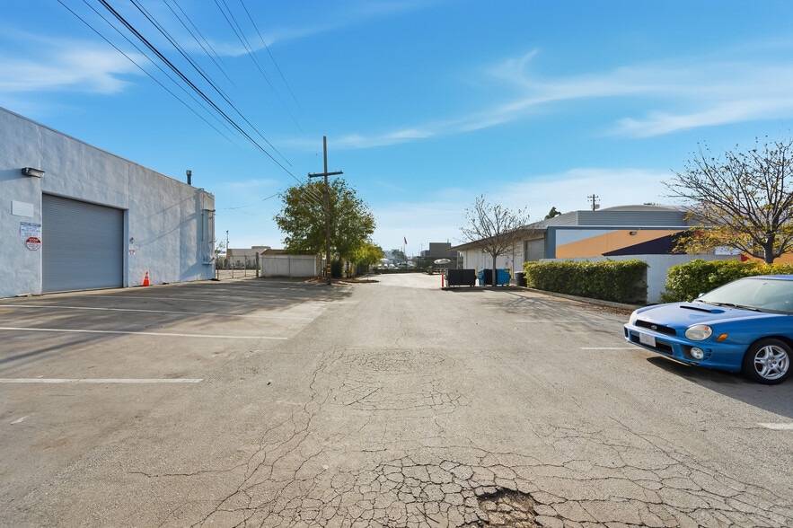 More Photos Of 450 Veterans Blvd, Redwood City Unknown For Lease